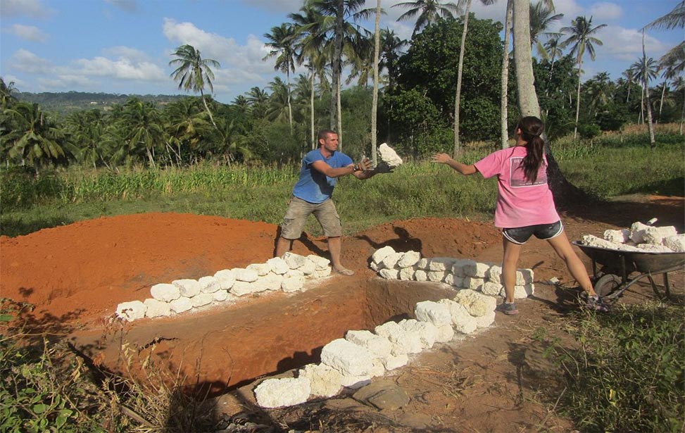 African volunteering programs
